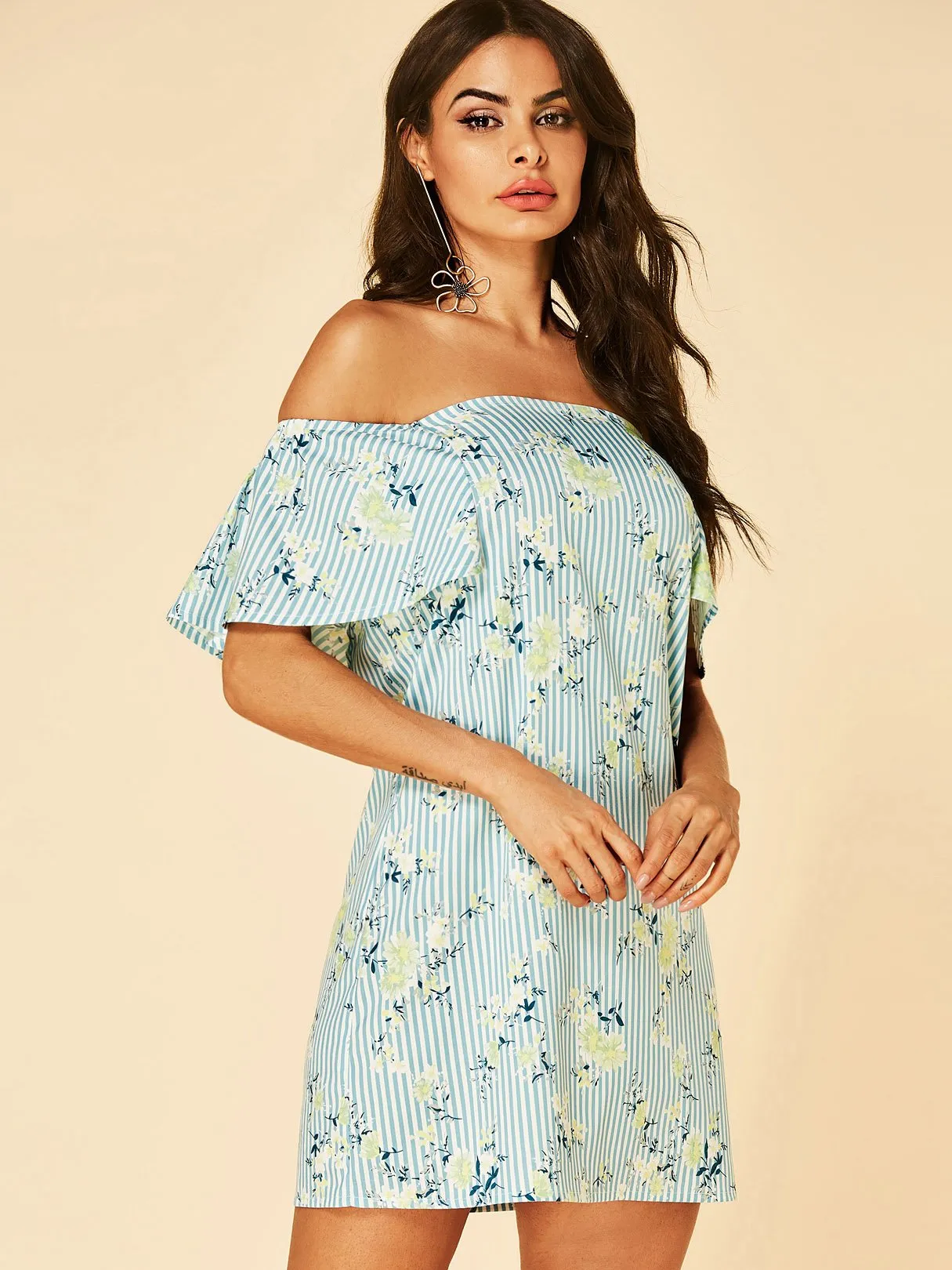 Wholesale Blue Off The Shoulder Short Sleeve Stripe Floral Print Dresses