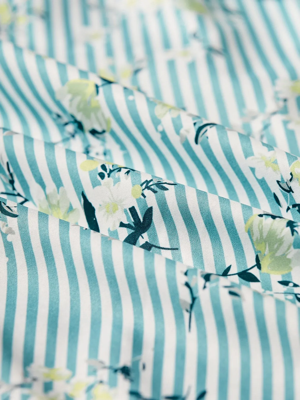 Wholesale Blue Off The Shoulder Short Sleeve Stripe Floral Print Dresses